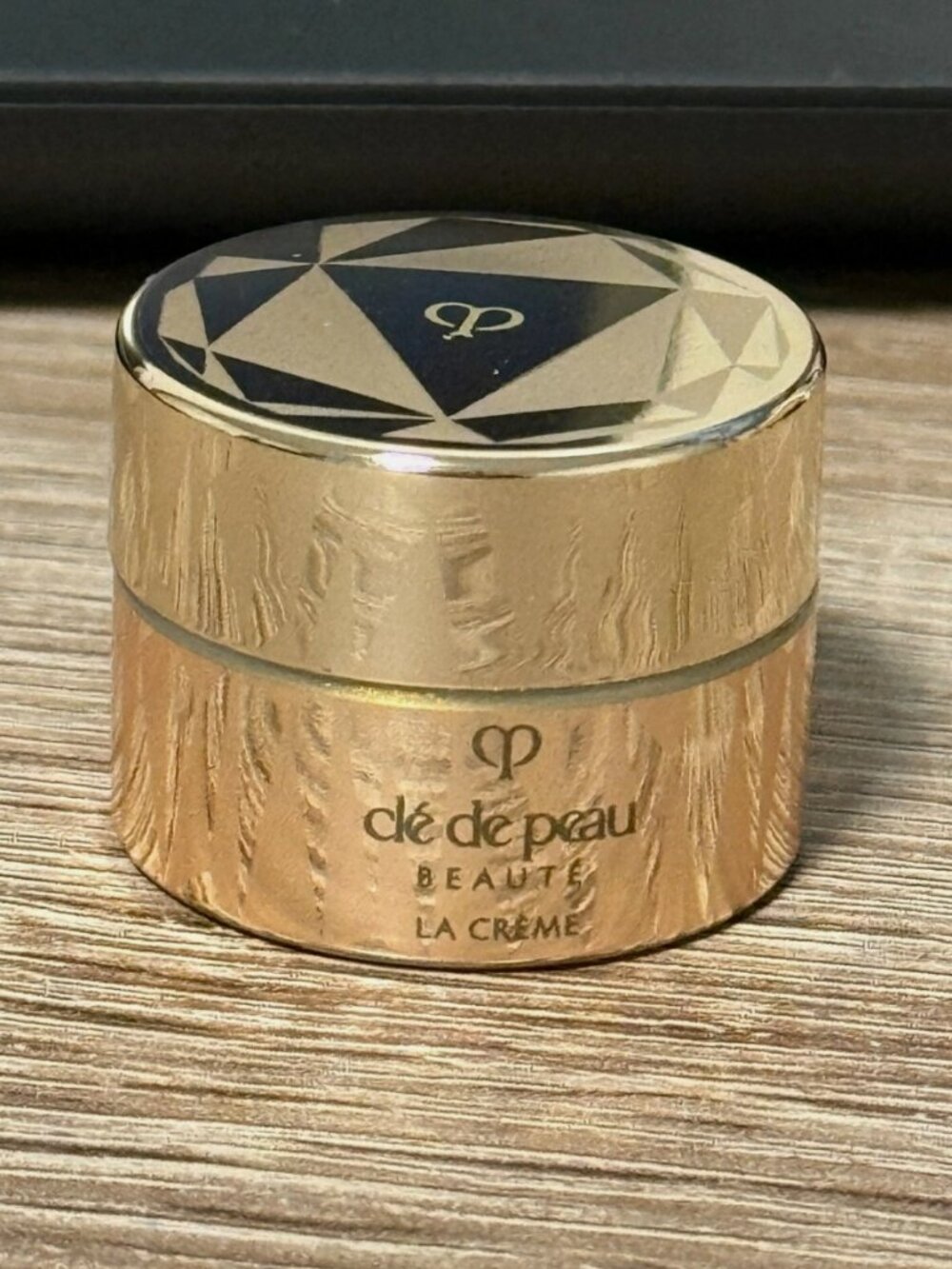 Cle de peau la creme travel size 2ml - The Cream Face moisturizer